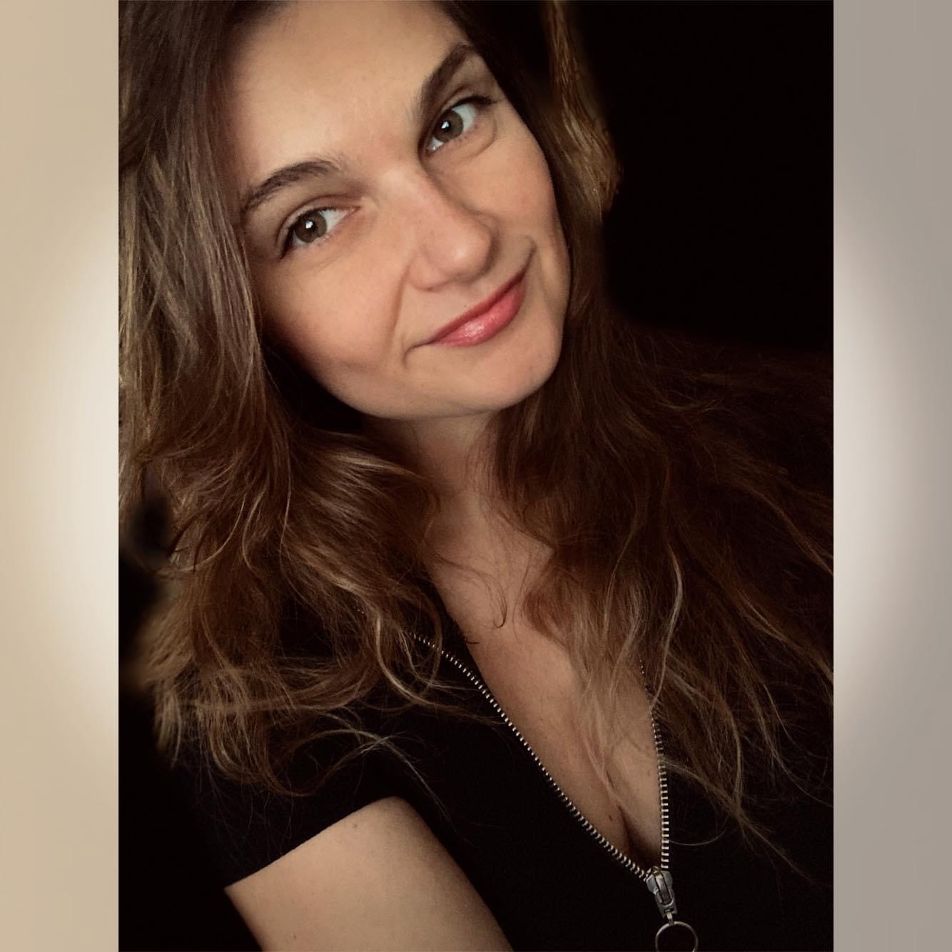 Nika > Majiteľka zároveň > Kaderníčka / Poradca / Stylista